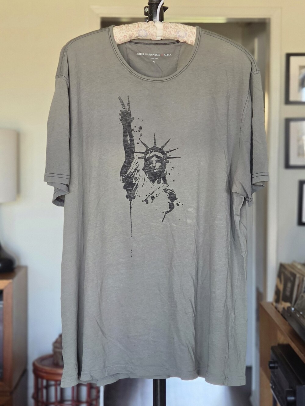 John Varvatos Men's Green NYC Statue of Liberty Graphic Tee